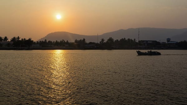 Who Answers When a Traveler Asks AI About Kampot? We Checked.